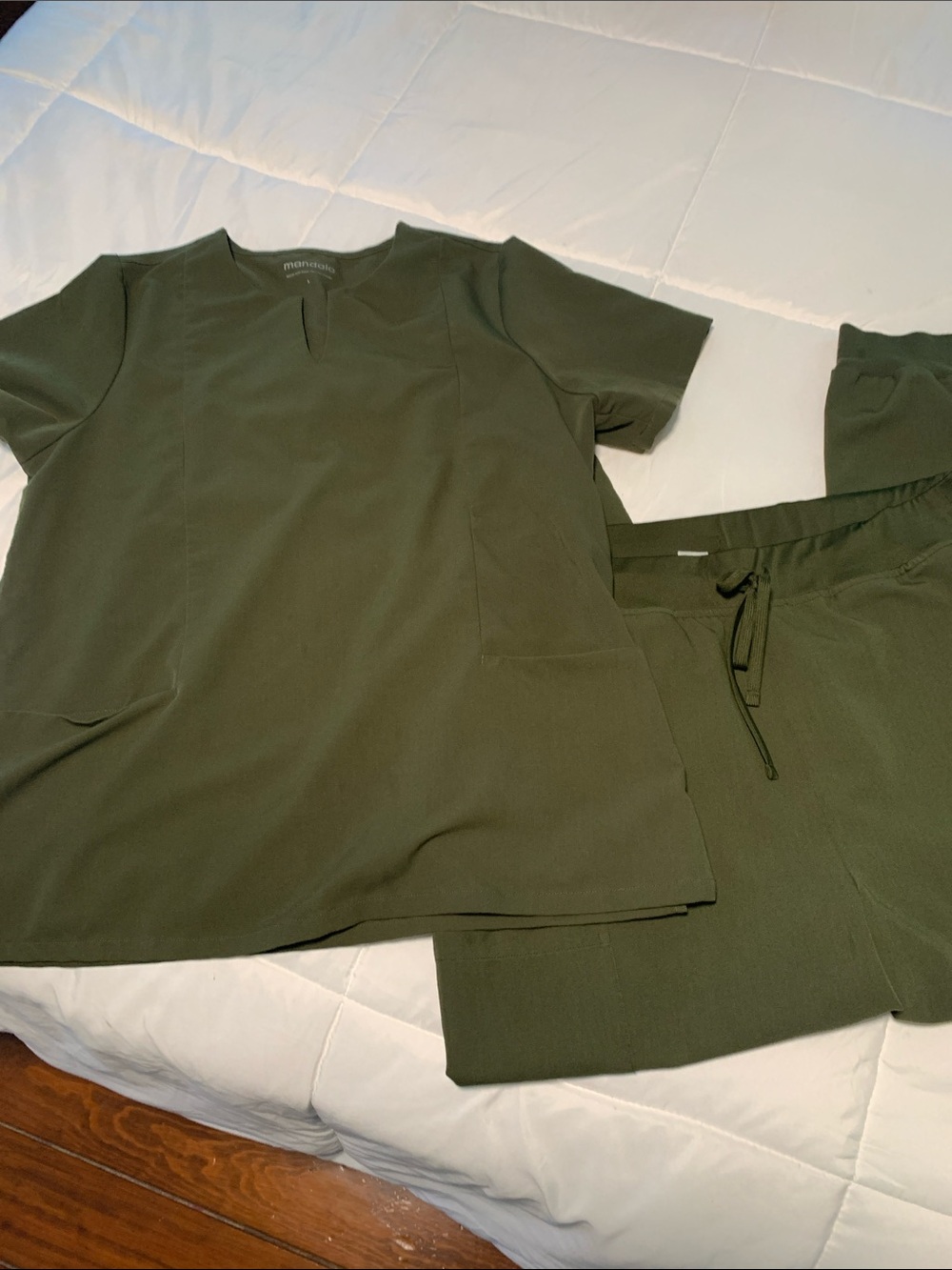 Mandala Women's Olive Green Pajama Set - Relaxed Fit
